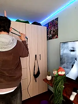 Snapshot of heyy_noah11 chatting on October 29, 2025, 9:47 pm heyy noah11 online show from October 29, 2025, 9:47 pm