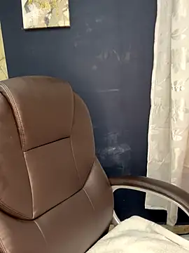 Snapshot of _Isabella_1 chatting on October 27, 2025, 2:34 am Isabella 1 online show from October 27, 2025, 2:34 am