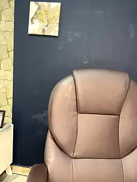 Snapshot of _Isabella_1 chatting on November 6, 2025, 2:48 am Isabella 1 online show from November 6, 2025, 2:48 am