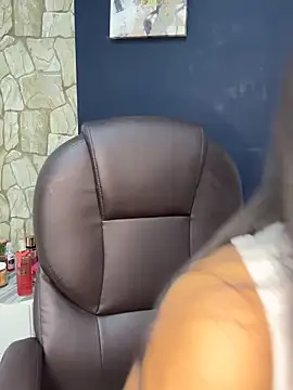 Snapshot of _Isabella_1 chatting on October 26, 2025, 2:34 am Isabella 1 online show from October 26, 2025, 2:34 am