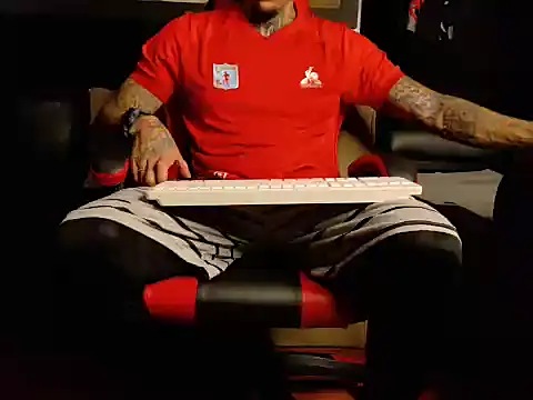 Molotov Explosive online show from November 7, 2025, 12:15 am