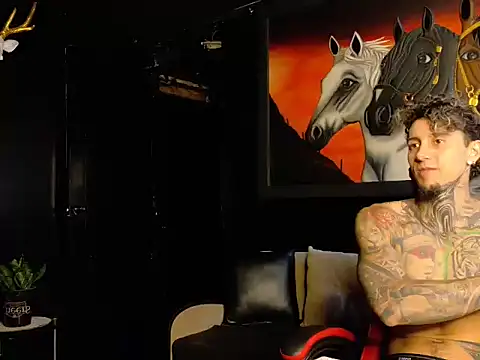 Molotov Explosive online show from November 18, 2025, 4:43 pm