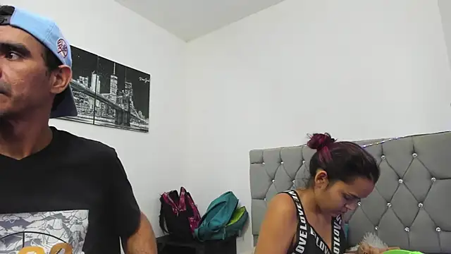 Sofi And Santy online show from February 1, 2026, 1:15 am