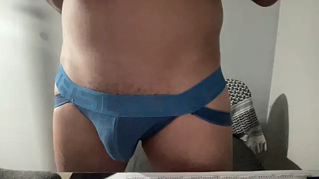 ChillNSpill online show from November 10, 2025, 4:50 am