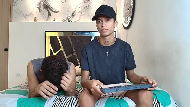 Snapshot of EMPIRE_BOYS1 chatting on November 26, 2025, 7:14 pm EMPIRE BOYS1 online show from November 26, 2025, 7:14 pm