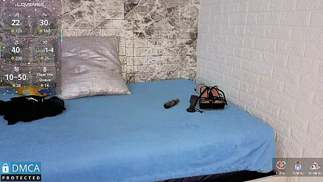 taylorexotic online show from November 7, 2025, 3:00 am