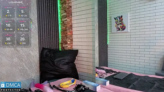 taylorexotic online show from November 29, 2025, 2:23 am