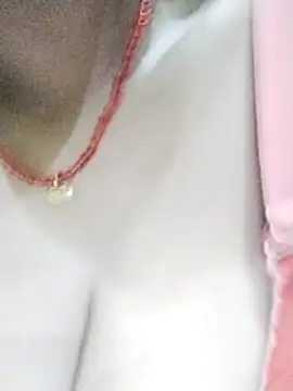 kiara-simmi online show from December 19, 2025, 2:19 pm