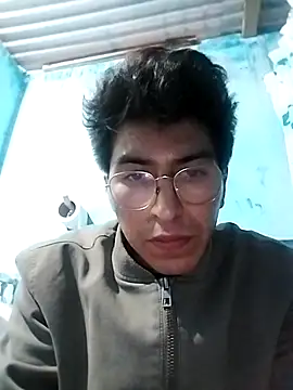 Snapshot of Rizz_Latino chatting on October 11, 2025, 7:42 am Rizz Latino online show from October 11, 2025, 7:42 am