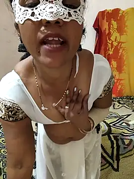 Best Kannada Couple online show from November 14, 2025, 6:17 am