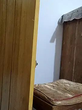 Tanha18 online show from December 2, 2025, 6:31 pm