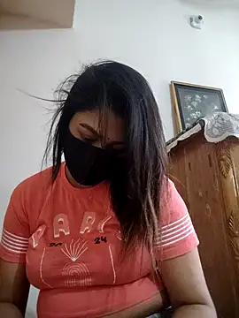 Tanha18 online show from October 19, 2025, 7:44 am