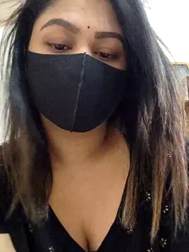 Tanha18 online show from October 21, 2025, 6:57 am