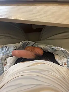 Snapshot of Nonlos00 chatting on November 7, 2025, 5:06 pm Nonlos00 online show from November 7, 2025, 5:06 pm