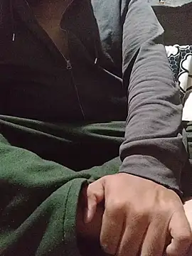 Snapshot of axel-spr chatting on November 15, 2025, 4:16 am axel-spr online show from November 15, 2025, 4:16 am