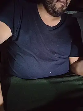 Snapshot of axel-spr chatting on November 5, 2025, 4:04 am axel-spr online show from November 5, 2025, 4:04 am