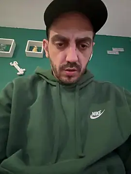 AlexGogo23 online show from December 14, 2025, 1:49 pm