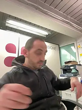 Snapshot of AlexGogo23 chatting on February 11, 2026, 3:12 pm AlexGogo23 online show from February 11, 2026, 3:12 pm