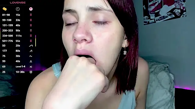 JeanelleHupmana online show from November 21, 2025, 9:25 pm