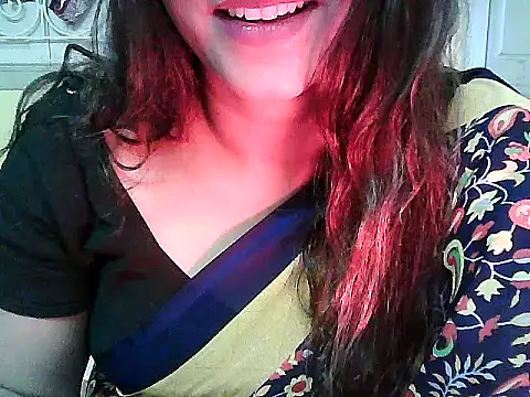 Snapshot of Model_Srinika chatting on October 26, 2025, 9:53 am Model Srinika online show from October 26, 2025, 9:53 am