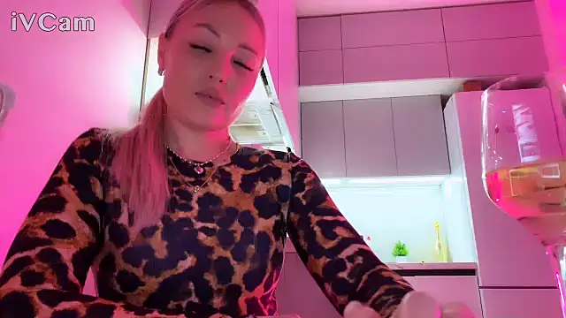 Snapshot of Biryanna chatting on February 13, 2026, 7:25 pm Biryanna online show from February 13, 2026, 7:25 pm