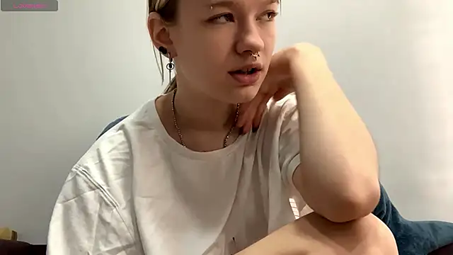 LorRebak online show from October 15, 2025, 10:34 am