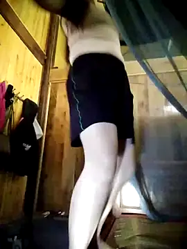 Yanmey online show from October 22, 2025, 4:34 am