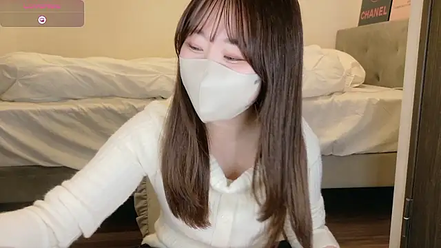 Snapshot of yura_ra_ra chatting on May 6, 2026, 12:20 pm yura ra ra online show from May 6, 2026, 12:20 pm