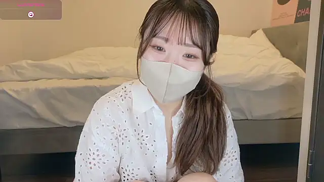 Snapshot of yura_ra_ra chatting on April 20, 2026, 1:13 pm yura ra ra online show from April 20, 2026, 1:13 pm