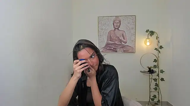 Jesey bather online show from January 7, 2026, 2:33 pm