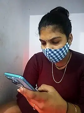 PG girl 12th online show from January 6, 2026, 7:12 am