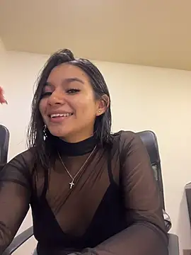 Snapshot of AlyssaRay chatting on April 27, 2026, 5:11 pm AlyssaRay online show from April 27, 2026, 5:11 pm