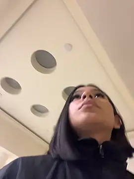 AlyssaRay online show from March 28, 2026, 11:44 am