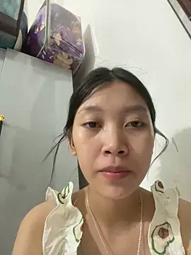 Snapshot of linh-lan1 chatting on June 15, 2026, 3:12 pm linh-lan1 online show from June 15, 2026, 3:12 pm