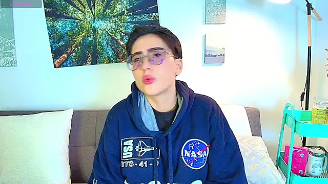 Alex carter online show from October 14, 2025, 10:16 am