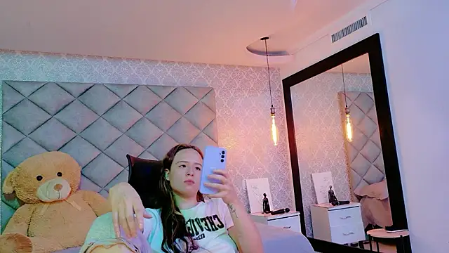 Snapshot of CARO_ADAMS1 chatting on February 1, 2026, 10:57 am CARO ADAMS1 online show from February 1, 2026, 10:57 am