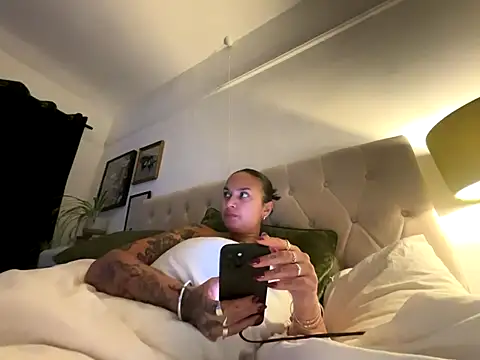 sexygoddessjessy online show from November 17, 2025, 9:30 pm