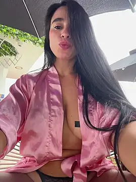 Snapshot of RoseSeductre chatting on November 12, 2025, 9:51 pm RoseSeductre online show from November 12, 2025, 9:51 pm