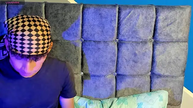 Snapshot of kalet-skinny chatting on November 11, 2025, 2:23 pm kalet-skinny online show from November 11, 2025, 2:23 pm