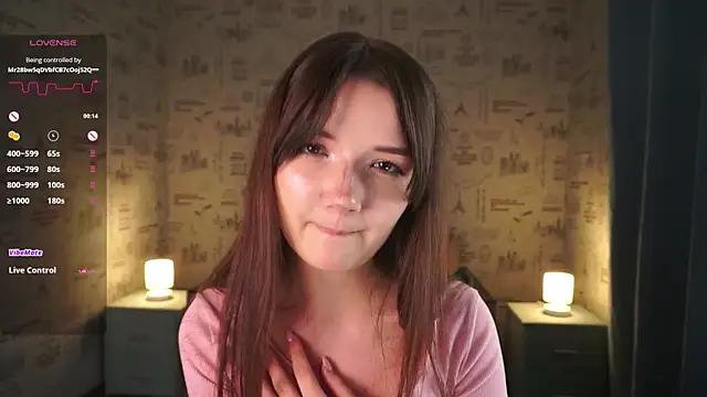 Snapshot of _Cute_World_ chatting on November 28, 2025, 9:04 pm Cute World online show from November 28, 2025, 9:04 pm