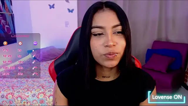 Snapshot of ebony_moon1 chatting on October 17, 2025, 2:08 pm ebony moon1 online show from October 17, 2025, 2:08 pm