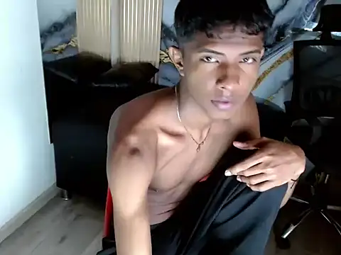 Snapshot of Mick_storm chatting on October 25, 2025, 7:14 pm Mick storm online show from October 25, 2025, 7:14 pm