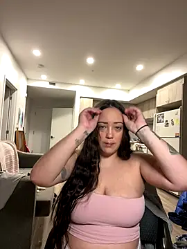 Amyblackheartxox online show from November 3, 2025, 9:24 am