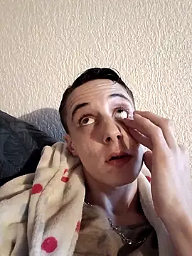 Snapshot of fresh-laD chatting on February 3, 2026, 1:49 am fresh-laD online show from February 3, 2026, 1:49 am