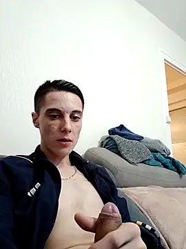 Snapshot of fresh-laD chatting on November 6, 2025, 2:04 am fresh-laD online show from November 6, 2025, 2:04 am