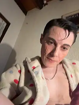 Snapshot of fresh-laD chatting on April 5, 2026, 11:22 pm fresh-laD online show from April 5, 2026, 11:22 pm