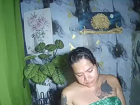 Snapshot of trishacummerts chatting on June 8, 2026, 8:20 pm trishacummerts online show from June 8, 2026, 8:20 pm