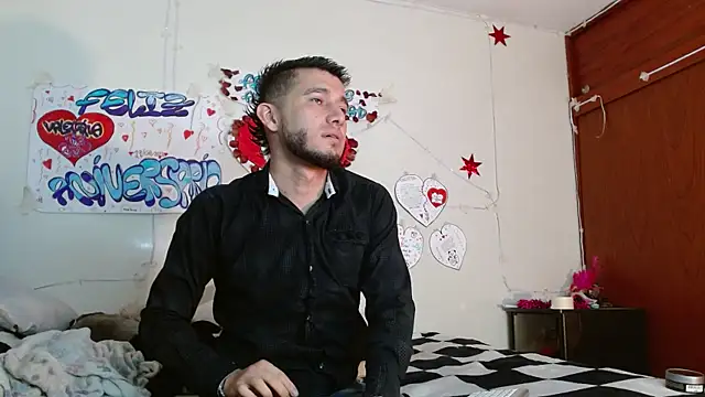 picante70  online show from April 30, 2026, 10:33 am