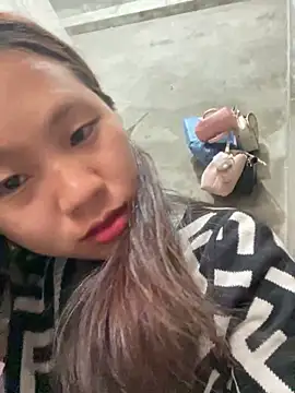 namicute online show from March 29, 2026, 3:41 am