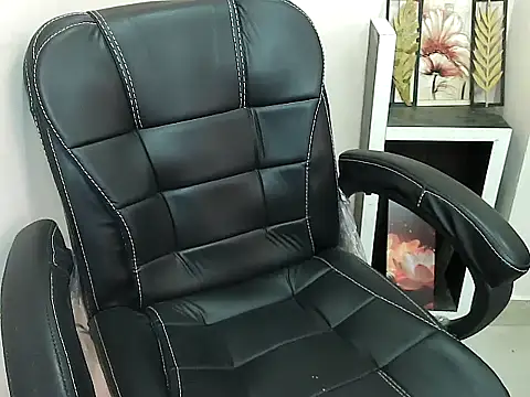 Snapshot of notty_heena chatting on November 10, 2025, 3:44 am notty heena online show from November 10, 2025, 3:44 am